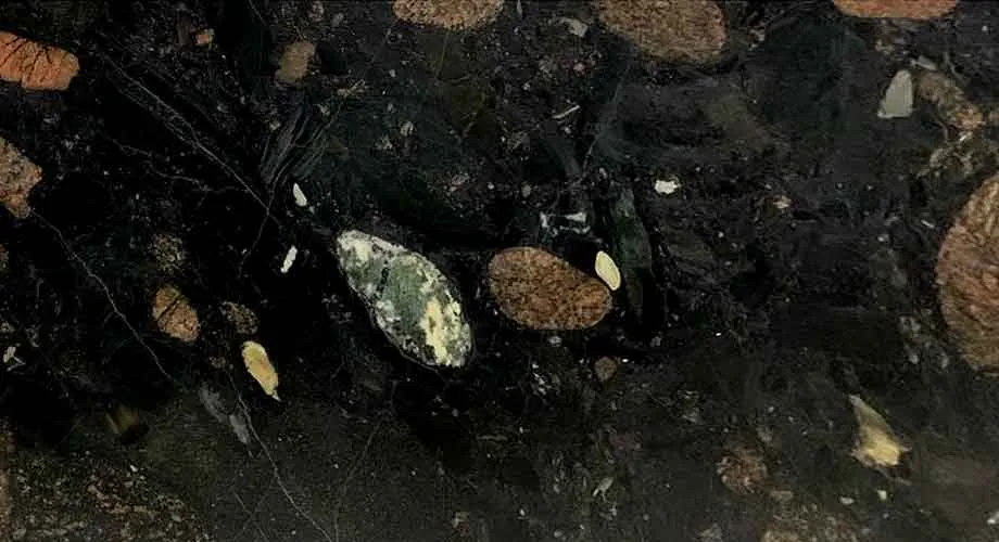 Pebble-Black granite