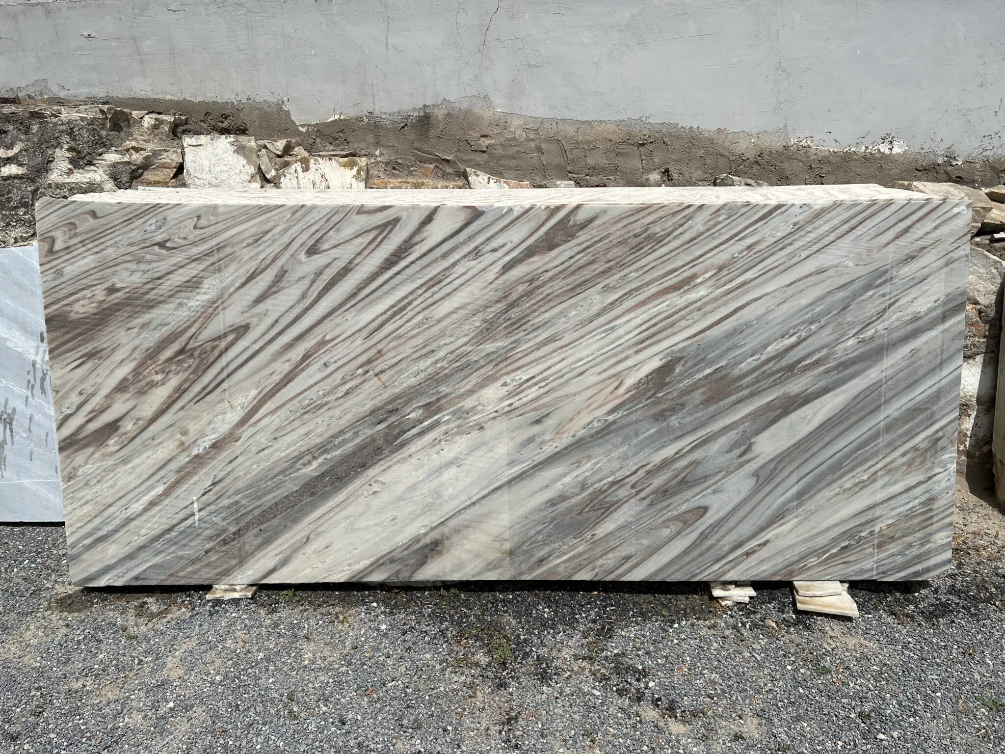 Bruno White Slabs