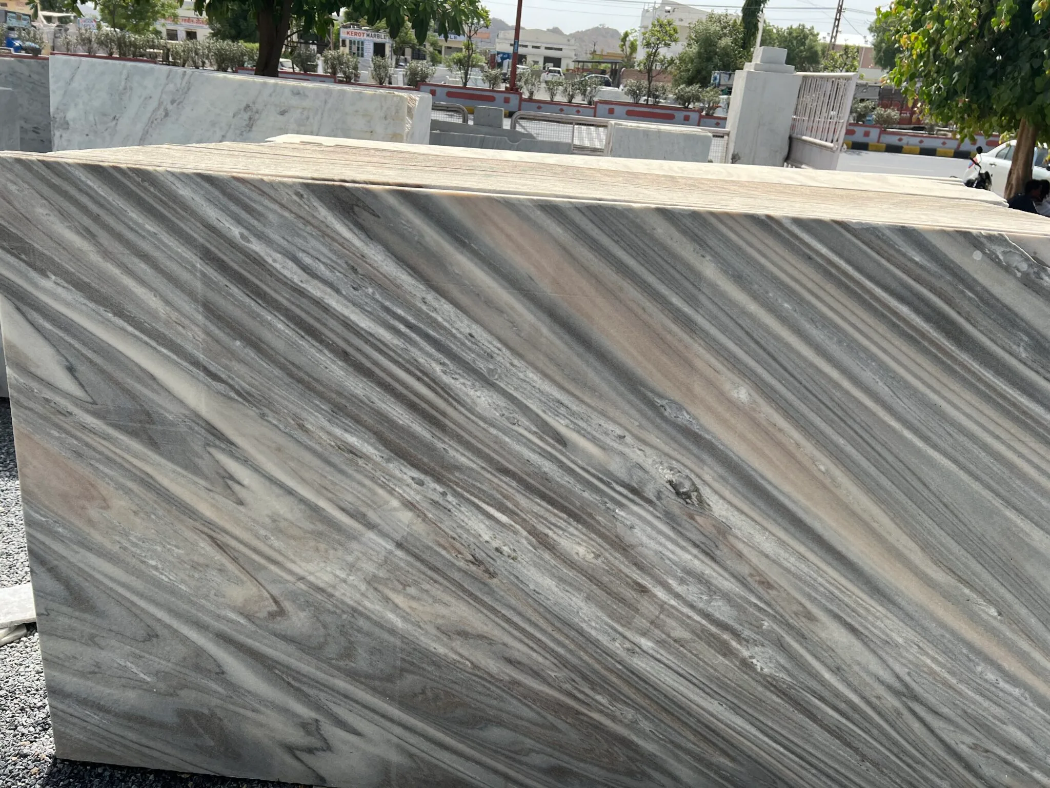Bruno white marble