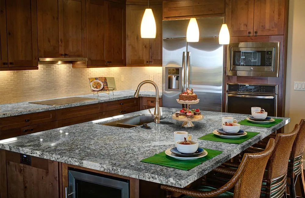 P white granite kitchen countertop